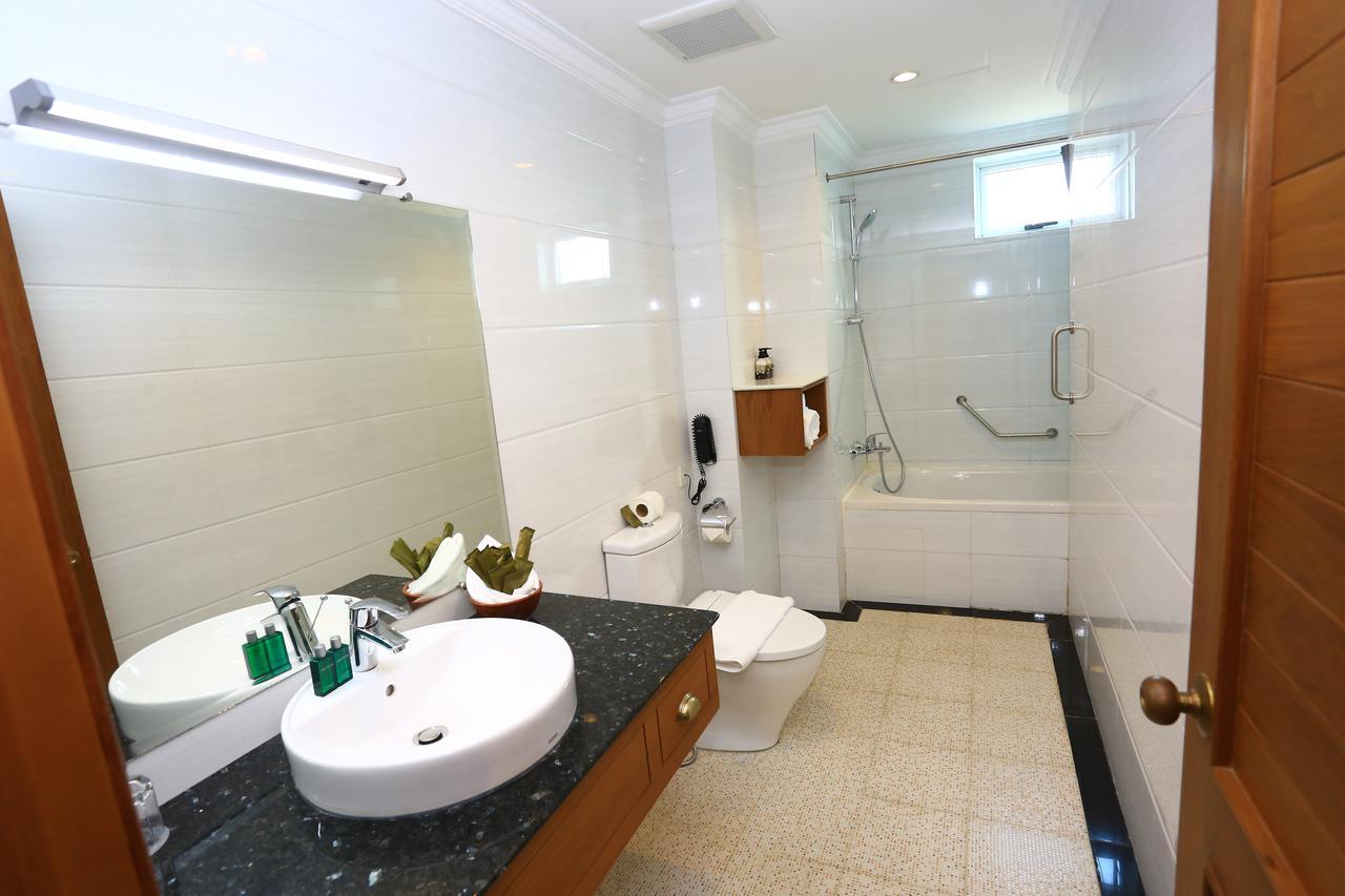 Shwe Yee 3* Yangon