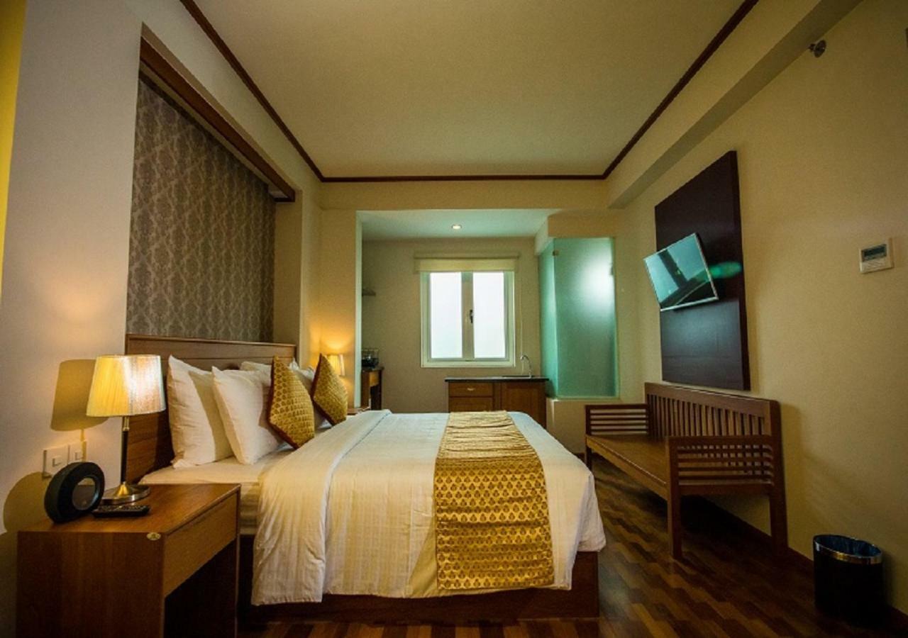 Shwe Yee 3* Yangon