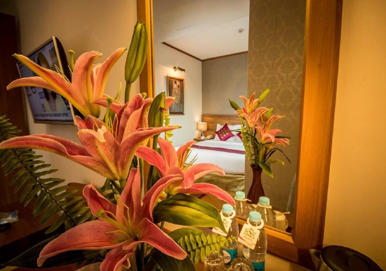 Shwe Yee Hotel